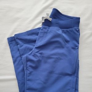 Figs scrubs Kade size S petite in demin color